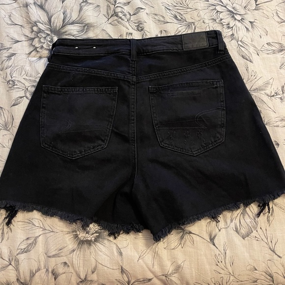 American Eagle shorts NWOT size 4 - Picture 2 of 4